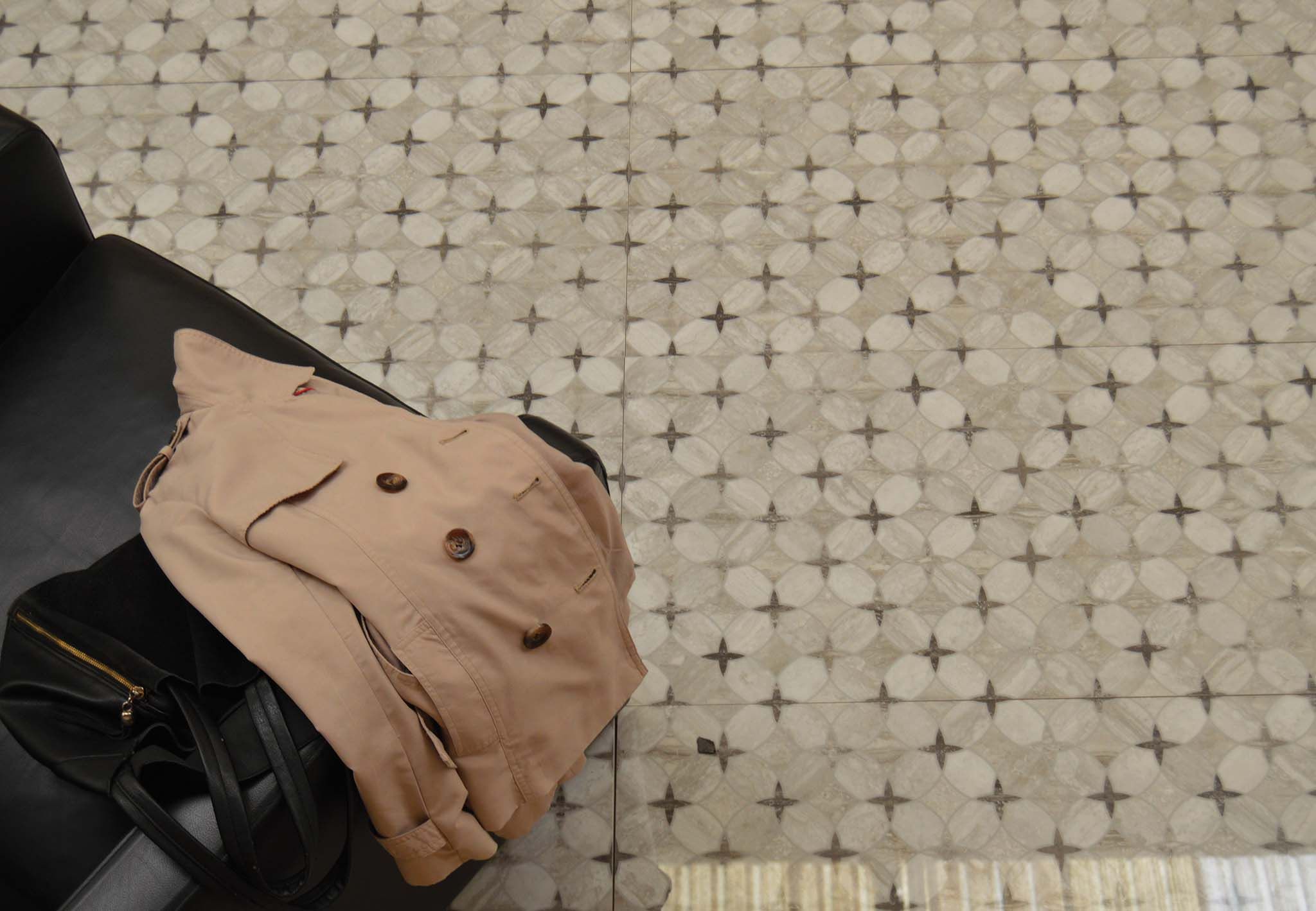Castle Winsdor Polished 19x19 | Marino Tile NY